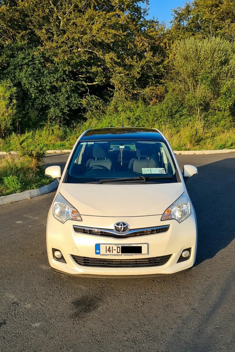 Toyota Verso-S 2014 - Image 3