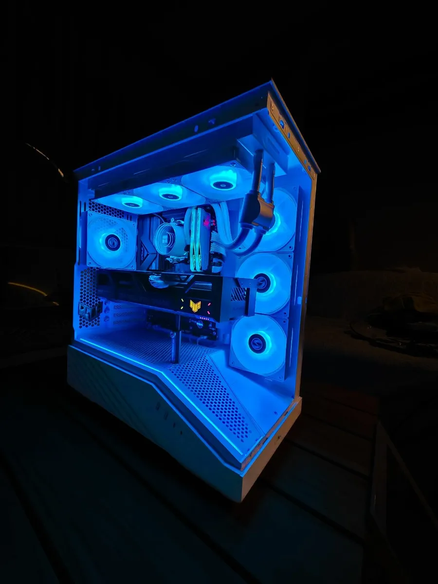 Ryzen 7 9800x3d Rtx5080 custom gaming pc - Image 3