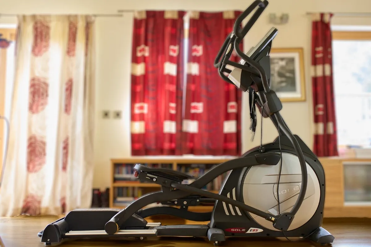 Sole E95 Elliptical Cross Trainer - Image 4