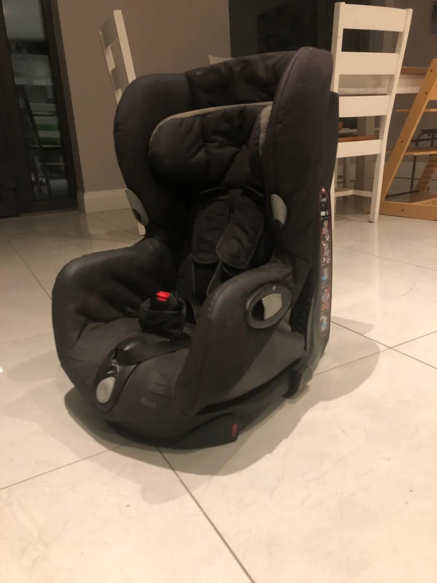 Baby car seat and chair - Image 1