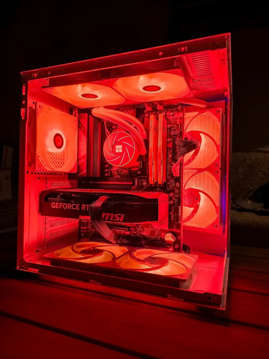 Ryzen 5 9600x Rtx 5070 custom gaming pc - Image 3