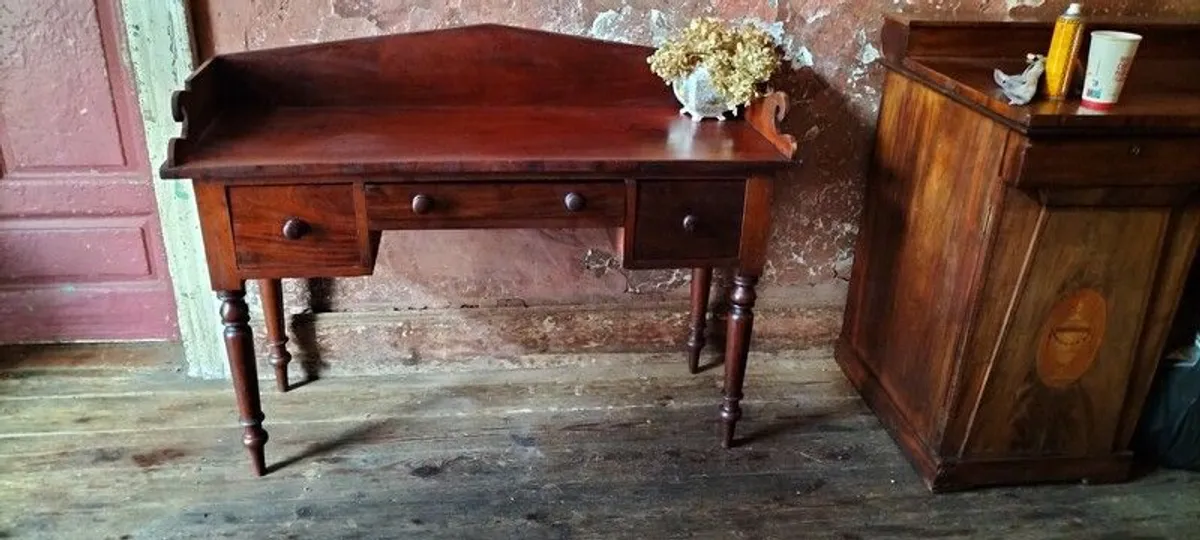William IV mahogany Desk or Sideboard. - Image 4