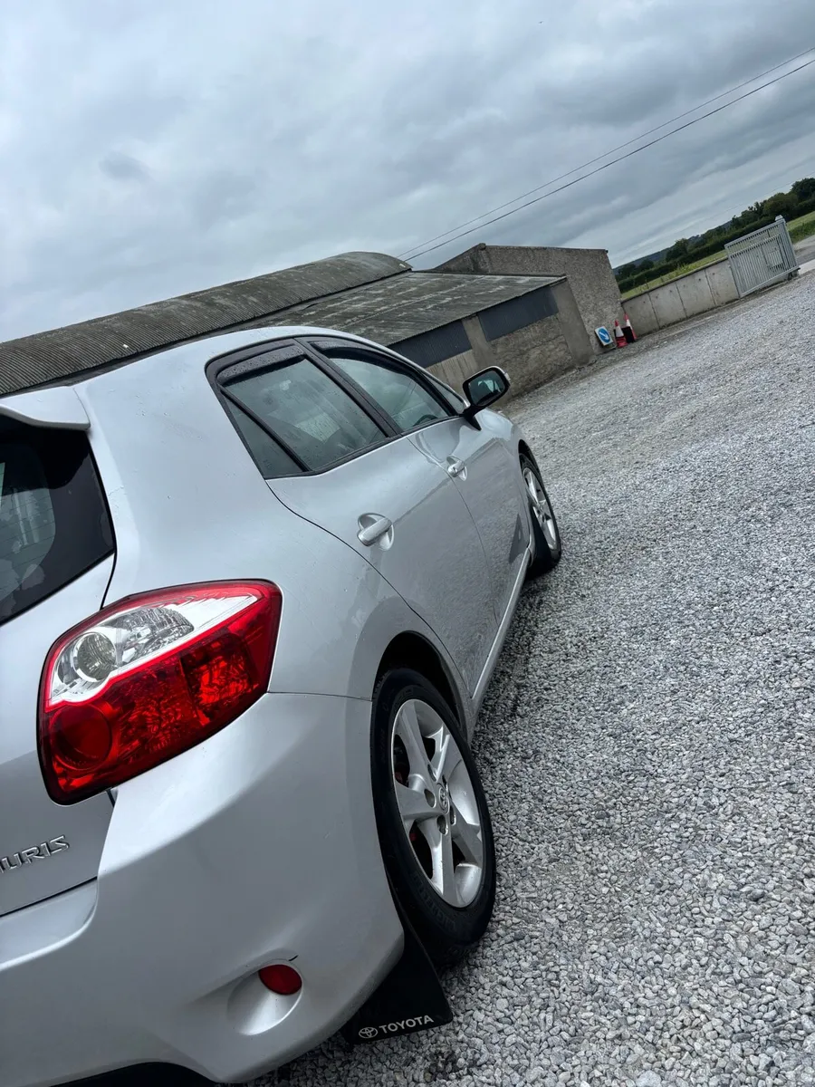 Toyota auris - Image 3