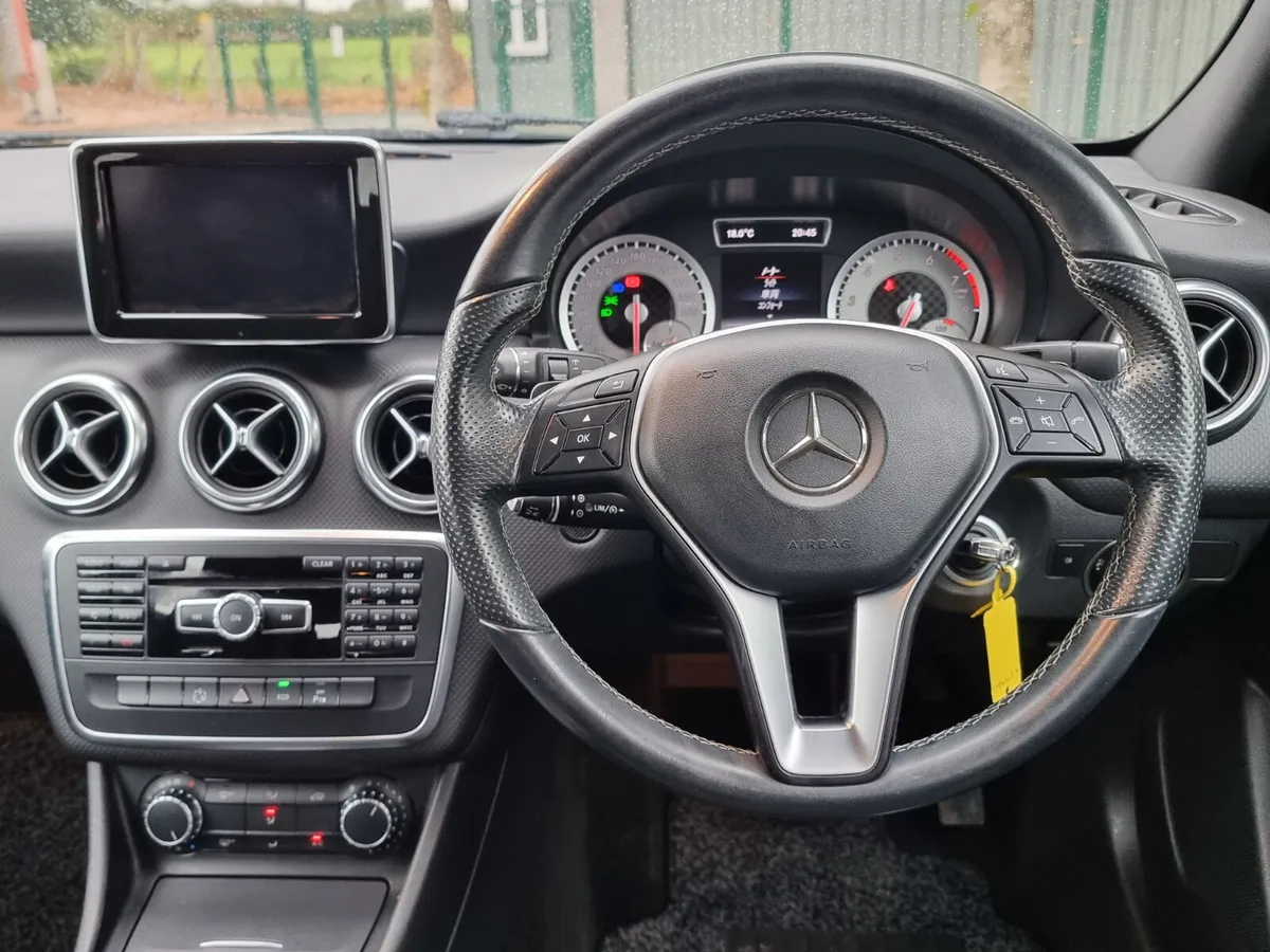 Auto  Mercedes-Benz A-Class 2013 ver low mileage - Image 3
