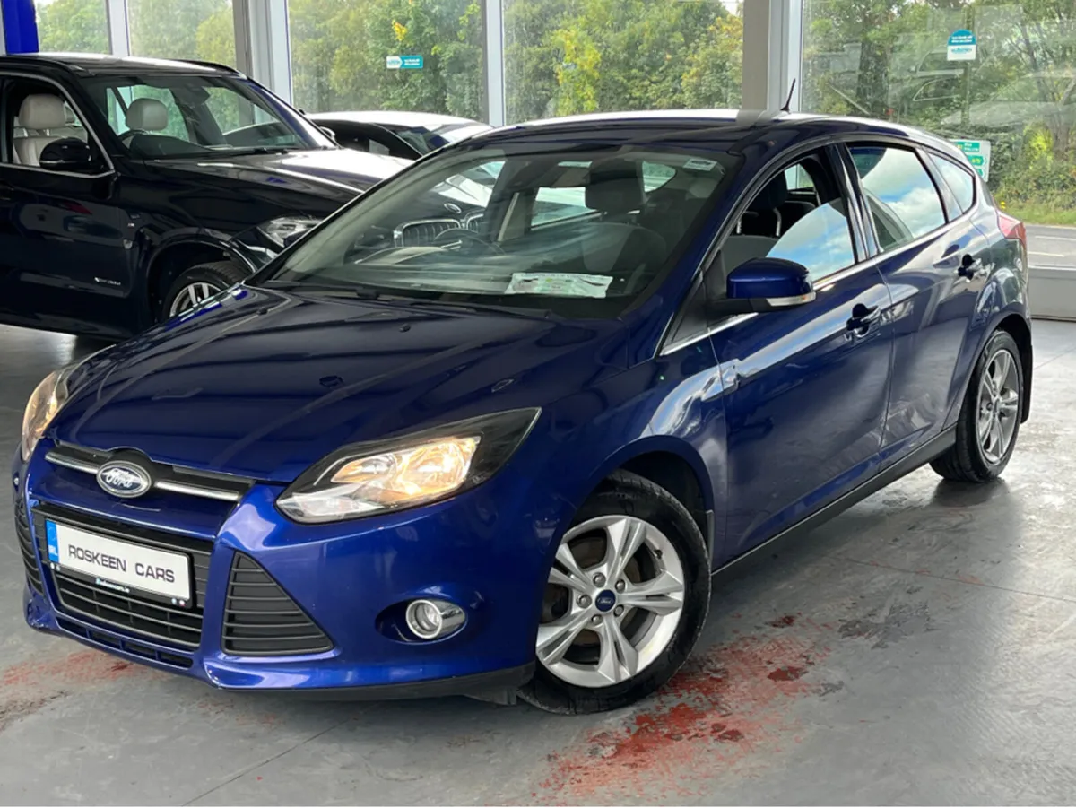 Ford Focus 2014MY ZETEC 1.6 TDCI 95PS 4DR - Image 3