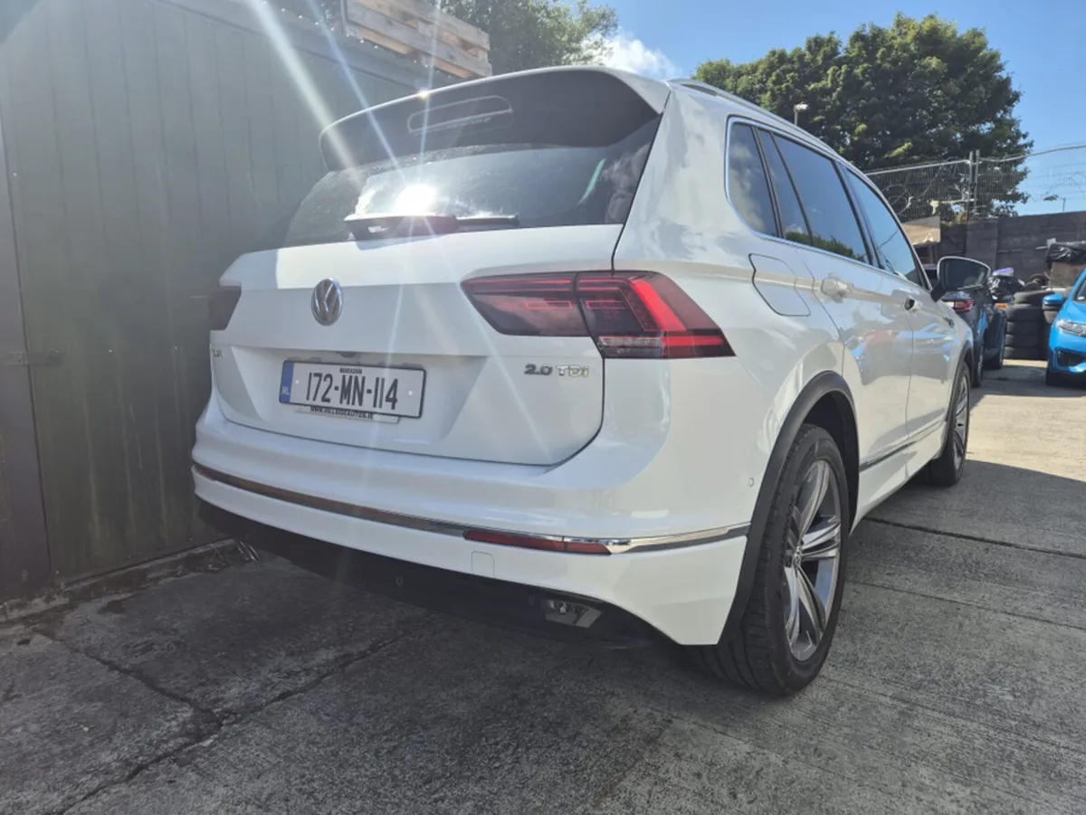 Volkswagen Tiguan R-LINE 2.0 TDI 150HP MANUAL 6SPE - Image 3