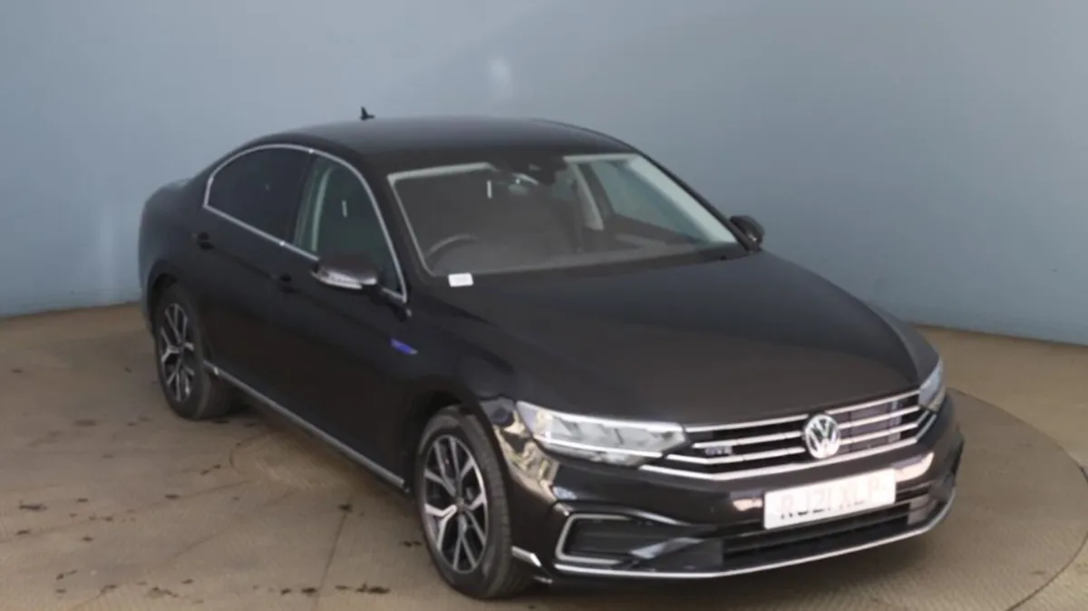 Volkswagen Passat 2021 GTE DSG AUTOMATIC (212 REG)