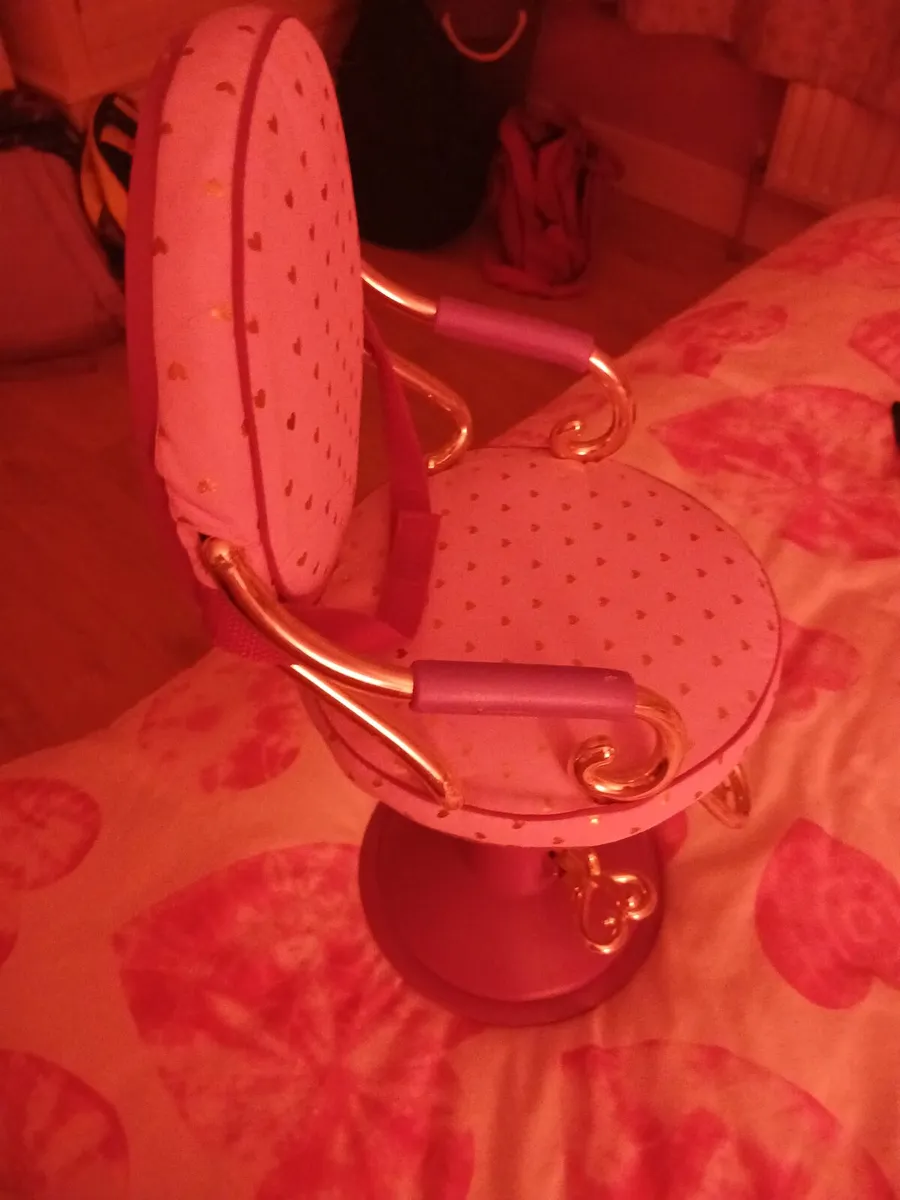 Generation doll beauty stool - Image 2