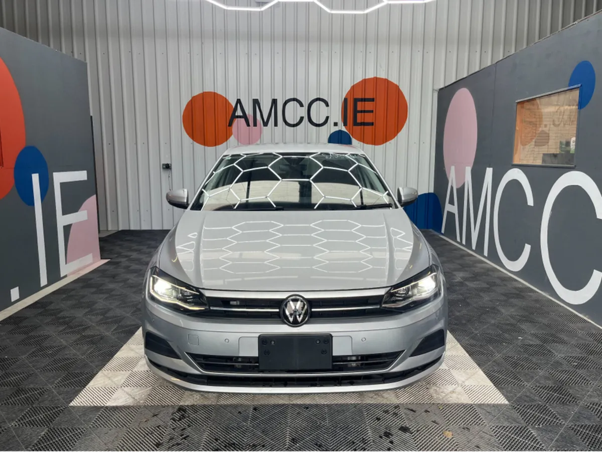 Volkswagen Polo 1.0 TSI COMFORT LINE / 32k KMs / R - Image 2