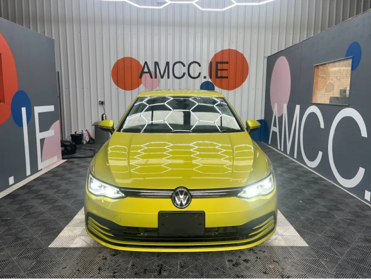 Volkswagen Golf 1.0 ETSI ACTIVE / 38k KMs / REVERS - Image 2