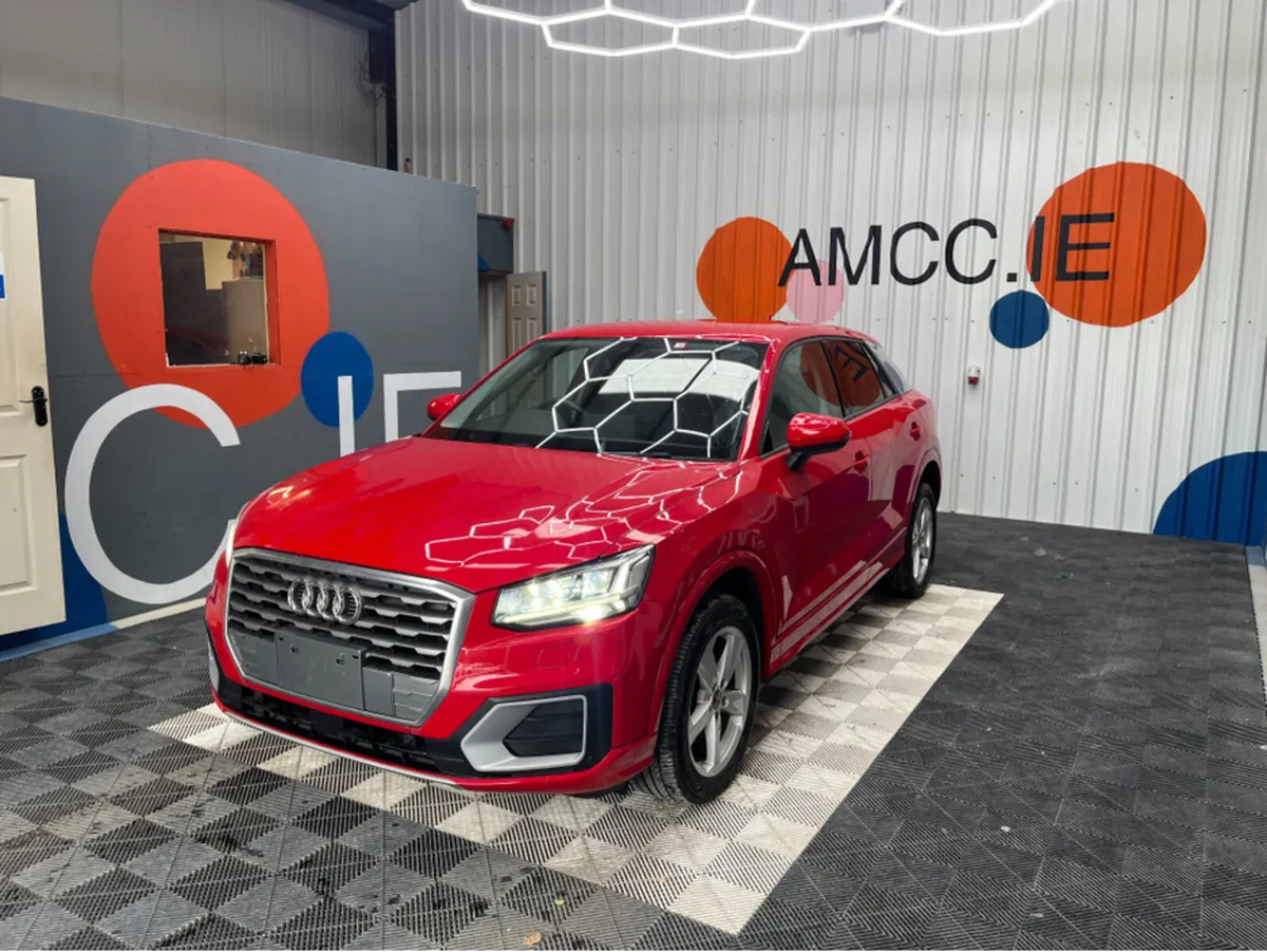 Audi Q2 1.0 TFSI SPORT / 30k KMs / HEATED SEATS , - Image 3