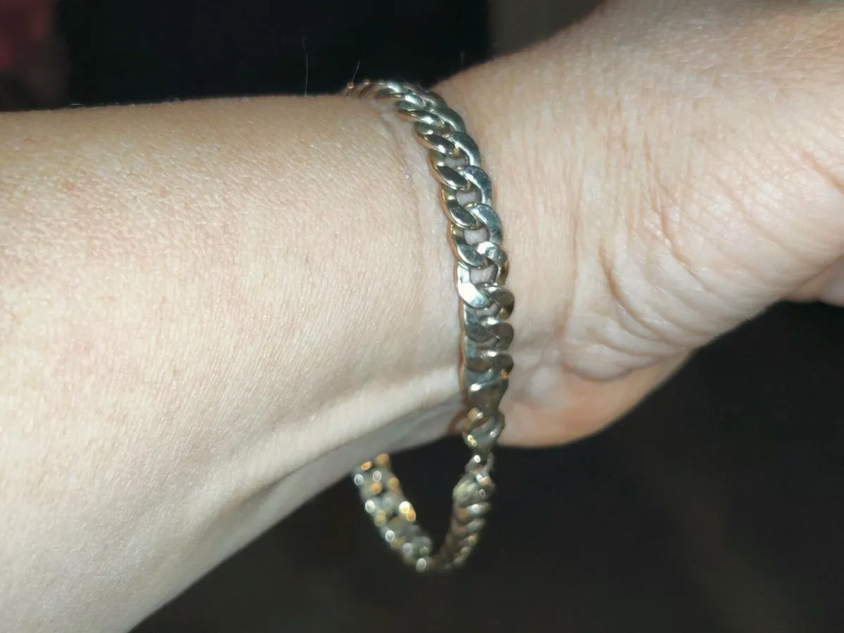 CHUNKY CLUB, 9CT Solid Gold 6.82 gram 8"Bracelet ! - Image 2