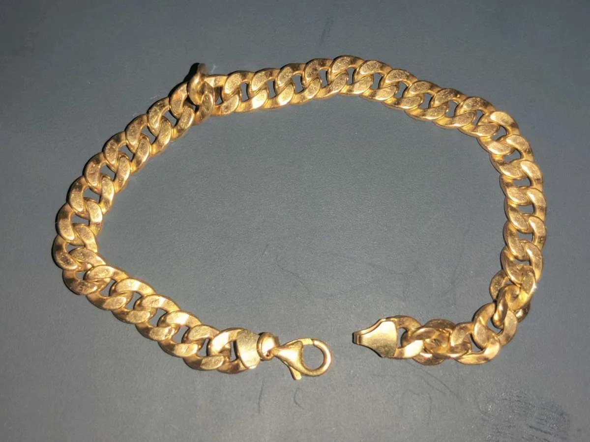 CHUNKY CLUB, 9CT Solid Gold 6.82 gram 8"Bracelet ! - Image 1