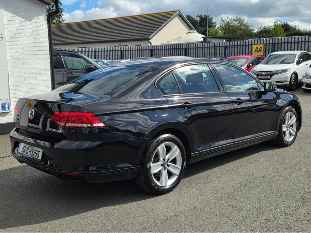Volkswagen Passat 1.6 TDI BLUEMOTION 120 BHP - Image 3