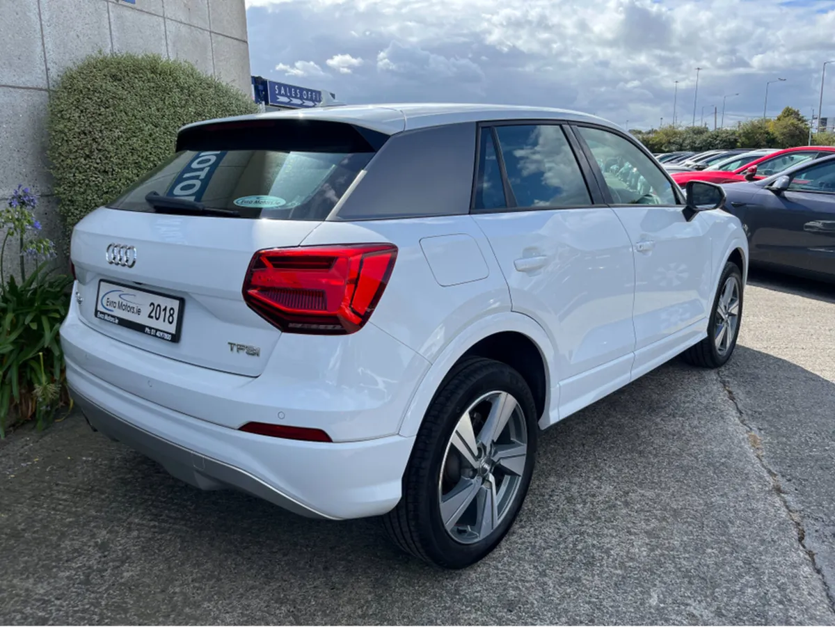 Audi Q2 SPORT AUTOMATIC 1.4 PETROL //HIGH SPEC//AD - Image 4