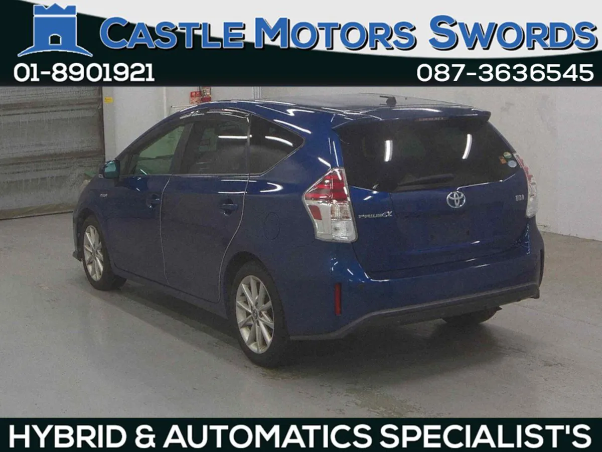 Toyota Prius 2015 Prius Alpha, 1.8 Hybrid 7 seater - Image 2
