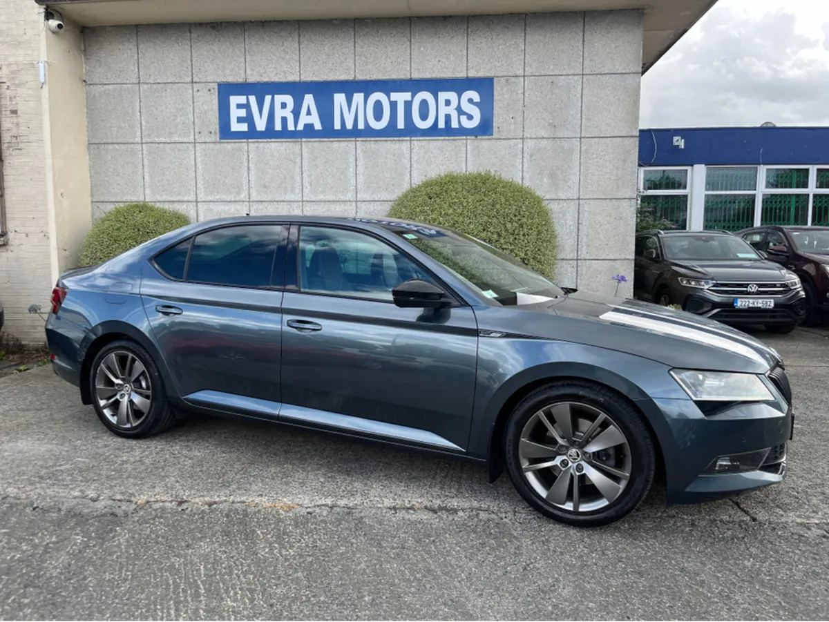 Skoda Superb SPORTLINE AUTOMATIC 2.0 TDI 150BHP // - Image 3