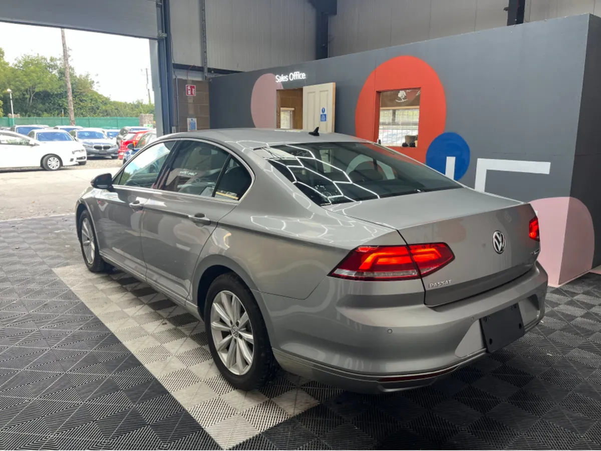 Volkswagen Passat 1.4 TSI COMFORT LINE / 52k KMs / - Image 4