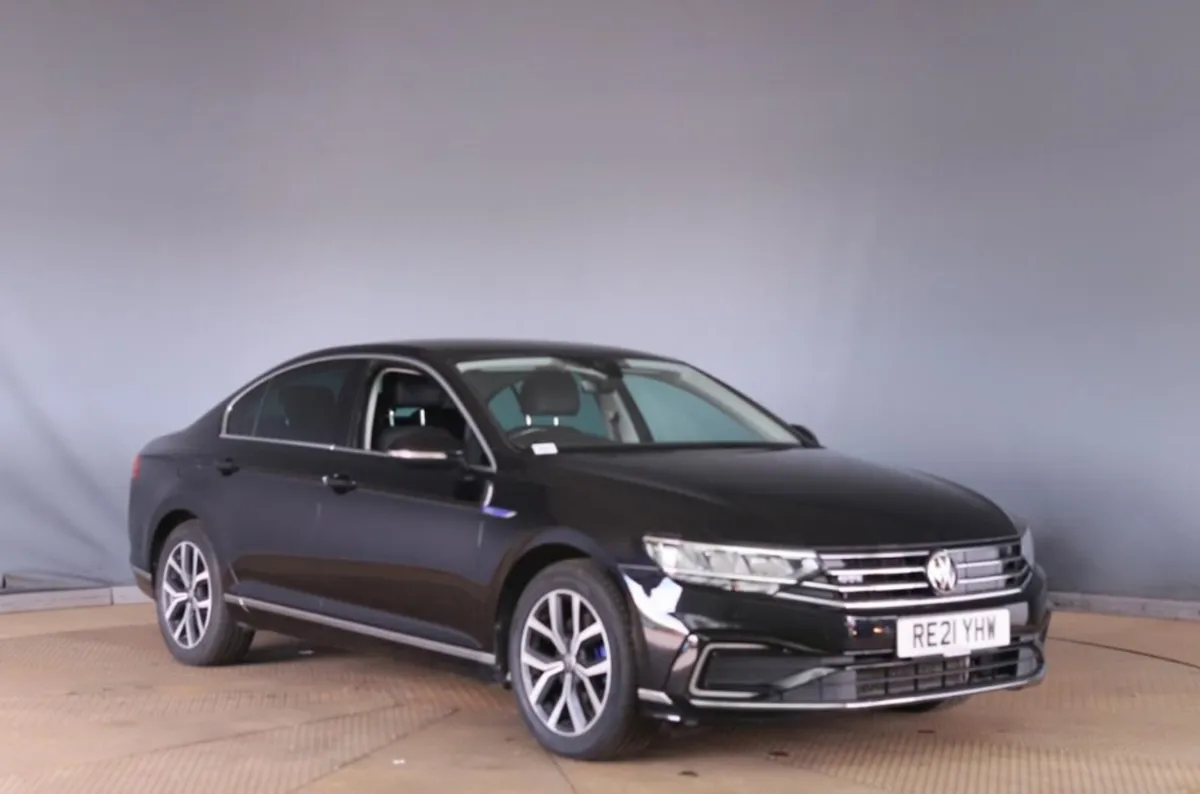 Volkswagen Passat GTE DSG AUTOMATIC 2021 (212 REG)