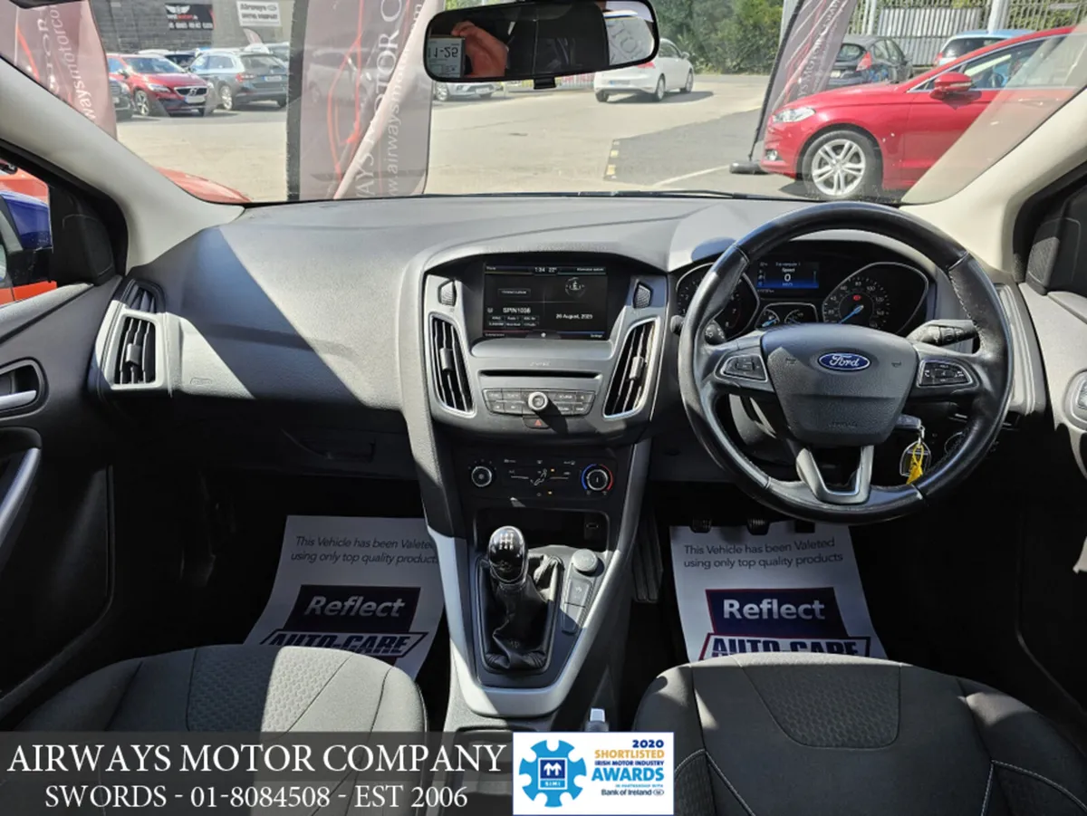 Ford Focus 1.0 ZETEC * 5 SPEED MANUAL * MEDIASTREA - Image 3