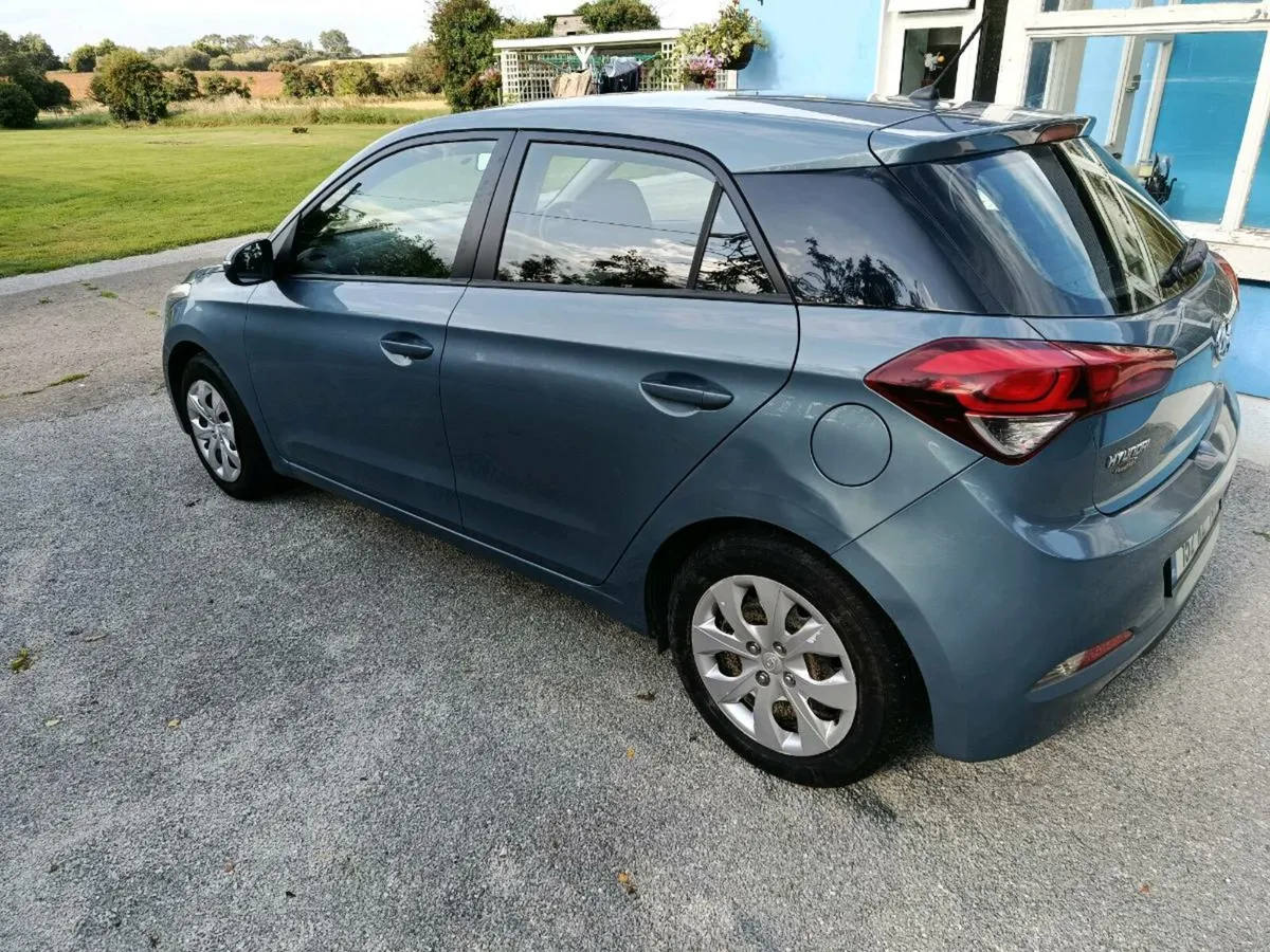 Hyundai i20 - Image 4