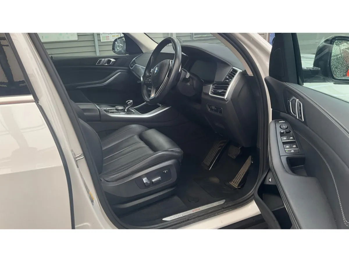 BMW X5 XDRIVE45E XLINE PLUS AUTO - Image 3