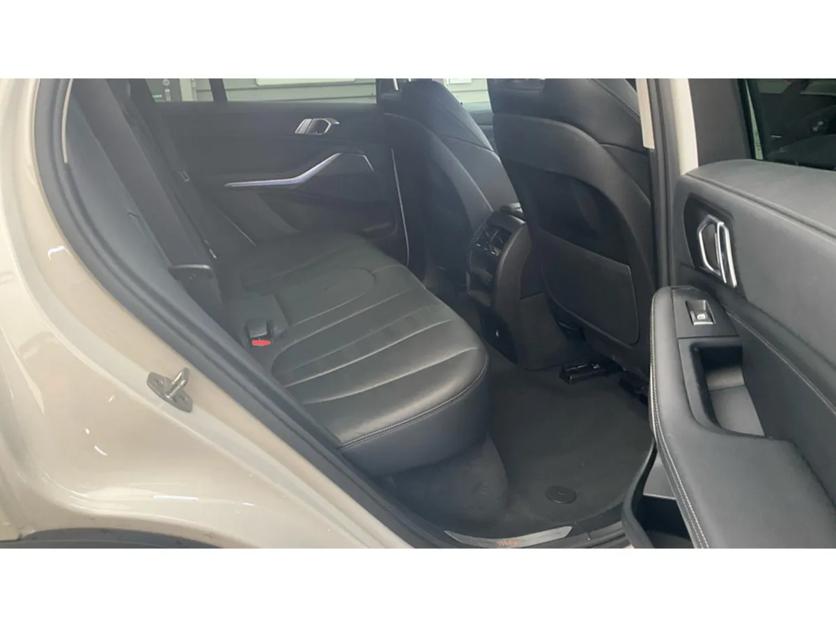 BMW X5 XDRIVE45E XLINE PLUS AUTO - Image 4