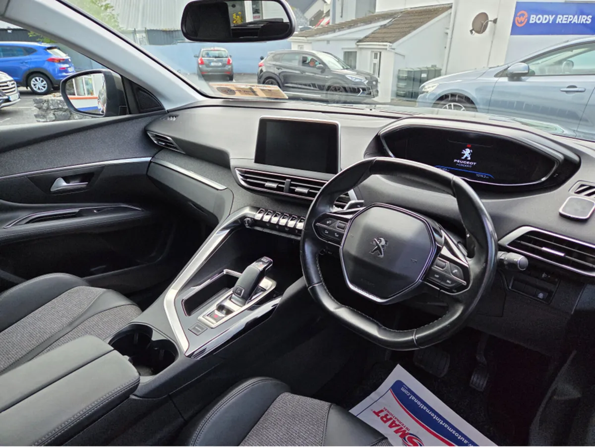 Peugeot 3008 ALLURE 1.5 BLUE HDI 130 A AUTO 6 - Image 2