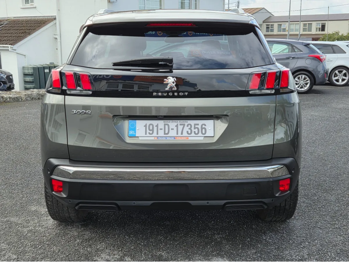 Peugeot 3008 ALLURE 1.5 BLUE HDI 130 A AUTO 6 - Image 4
