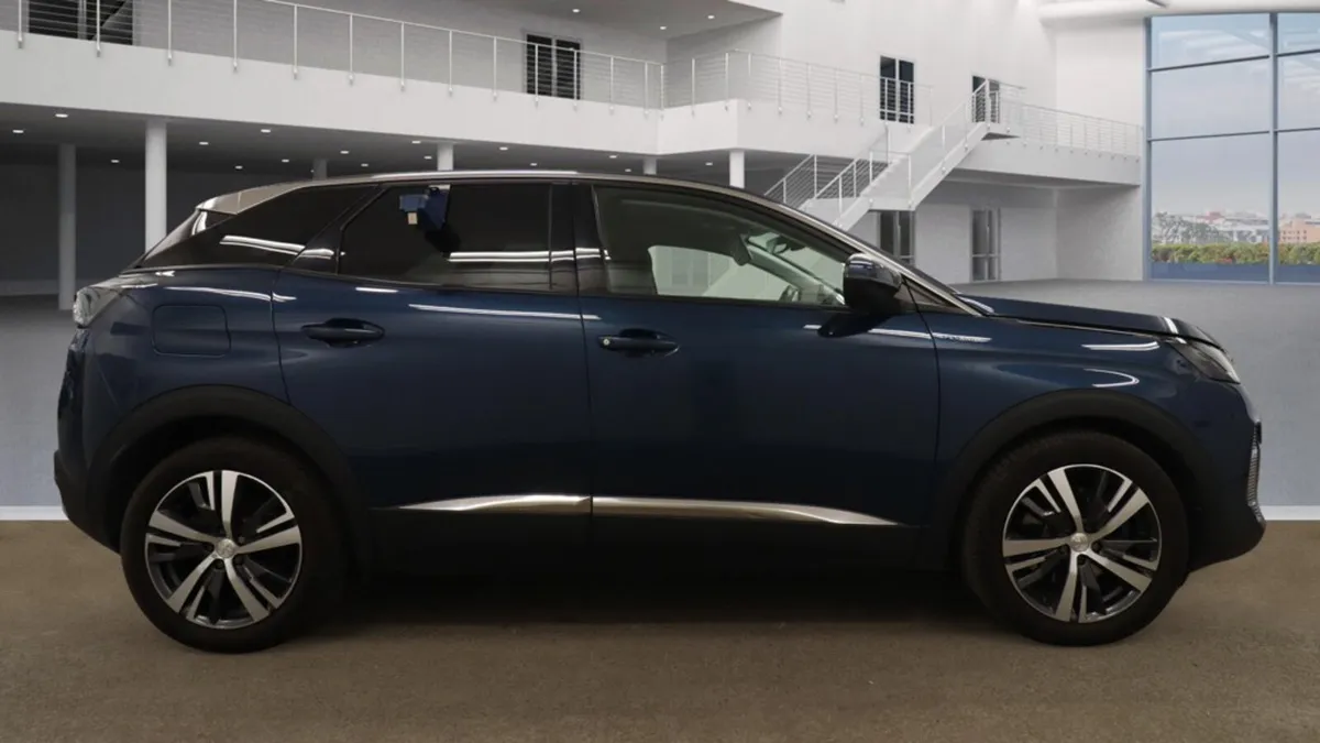 Peugeot 3008 2022 (221 reg) blue hdi  Allure Premi