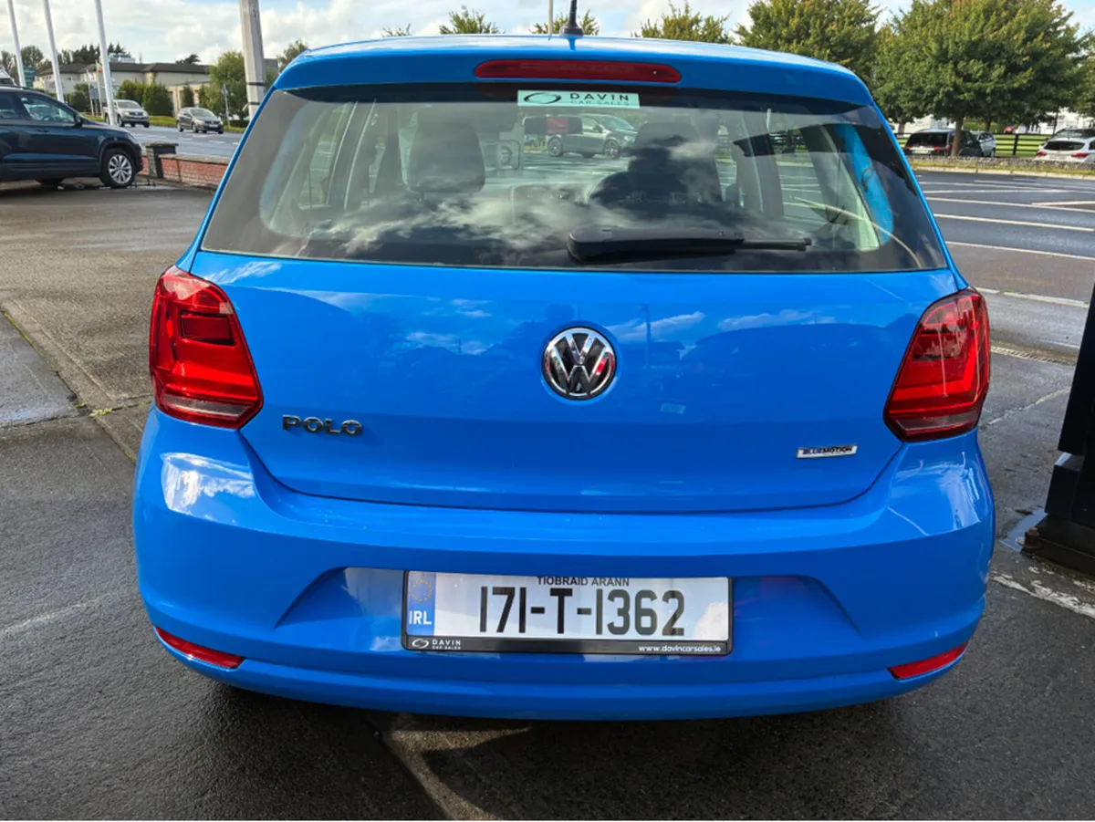 Volkswagen Polo TRENDLINE 1.0 60HP MANUAL 5SPEED 5 - Image 4