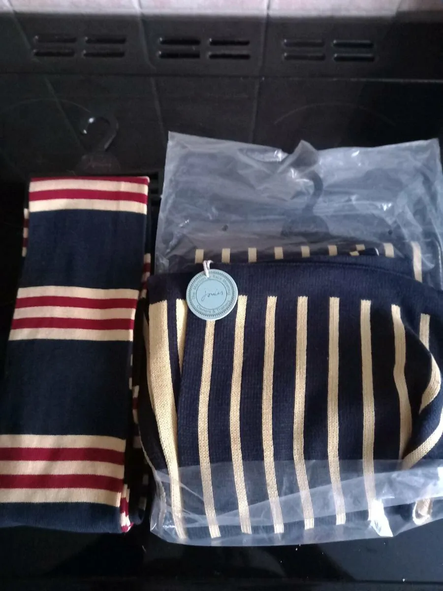 Unisex Scarves