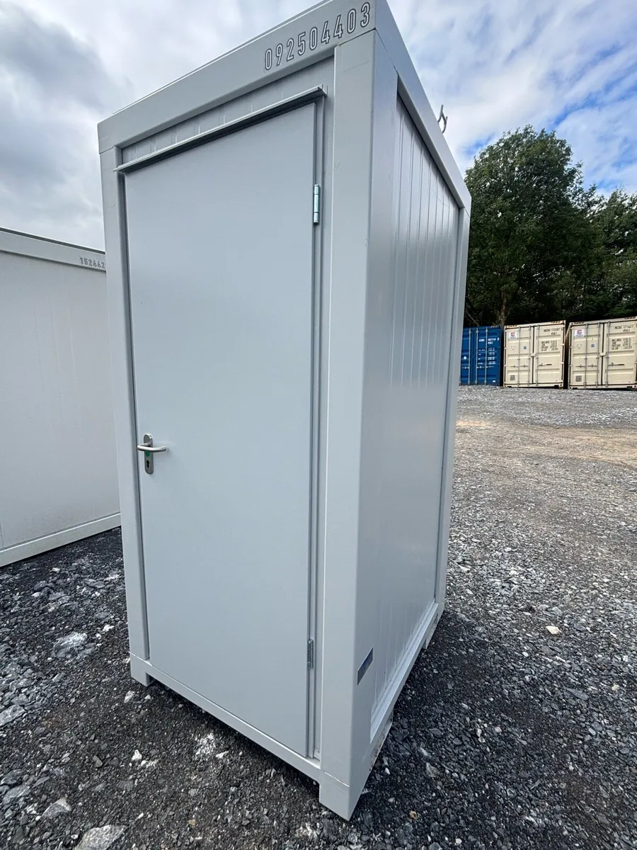 5ft toilet - Image 2