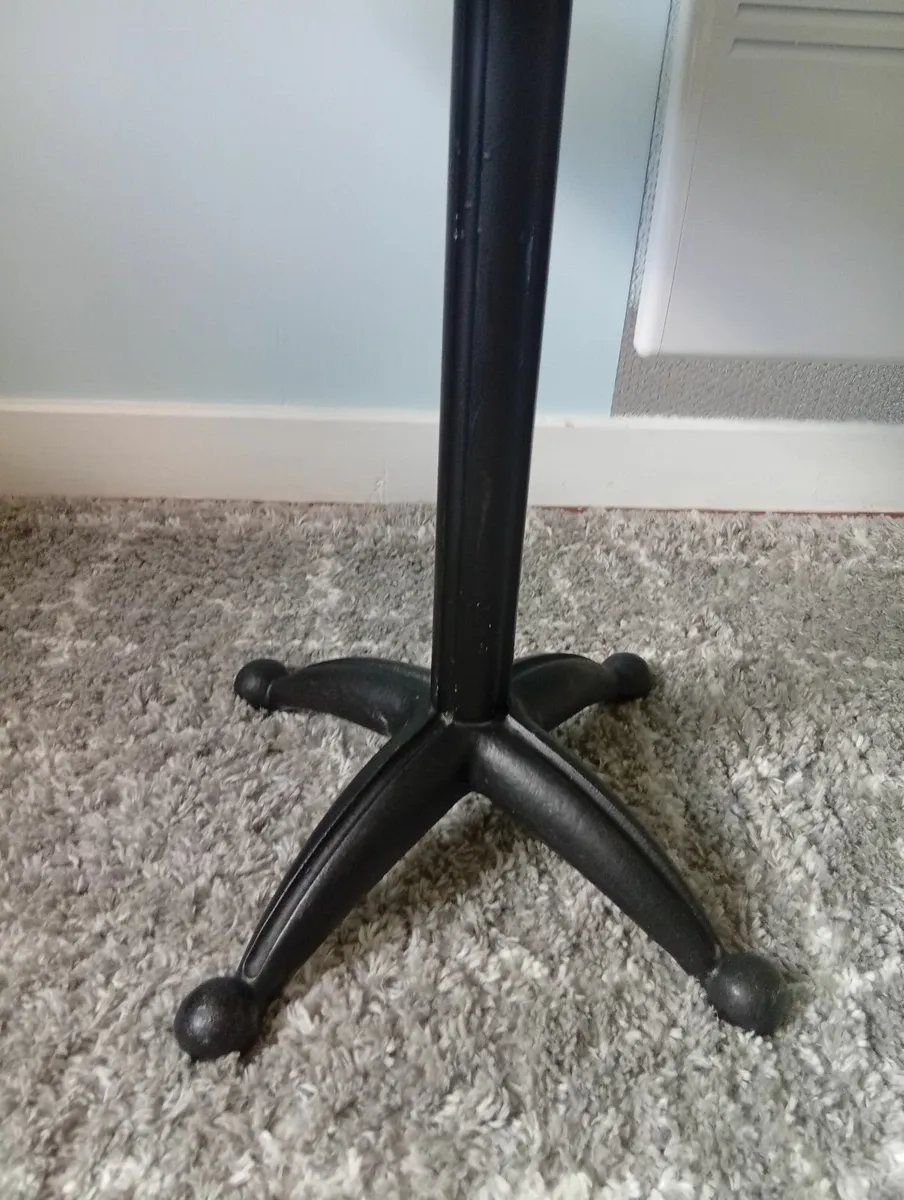 Universal quality kitchen  table - Image 4