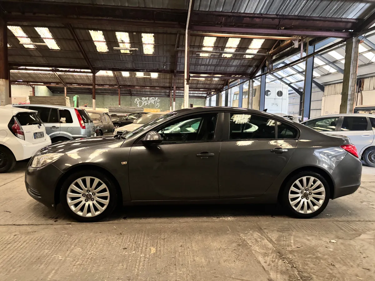 Opel Insignia 2010 - Image 3