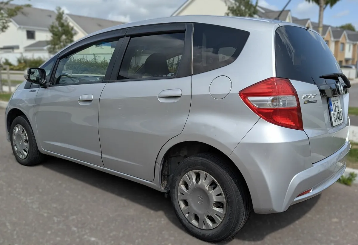 Honda Fit 2012 - Image 2