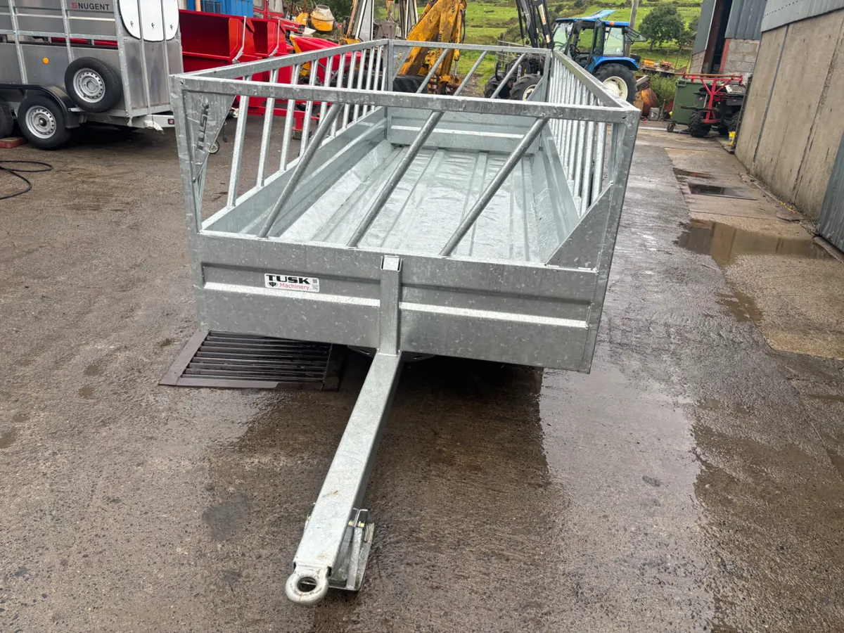 New Tractor Bale Feeding Trailer - Image 2
