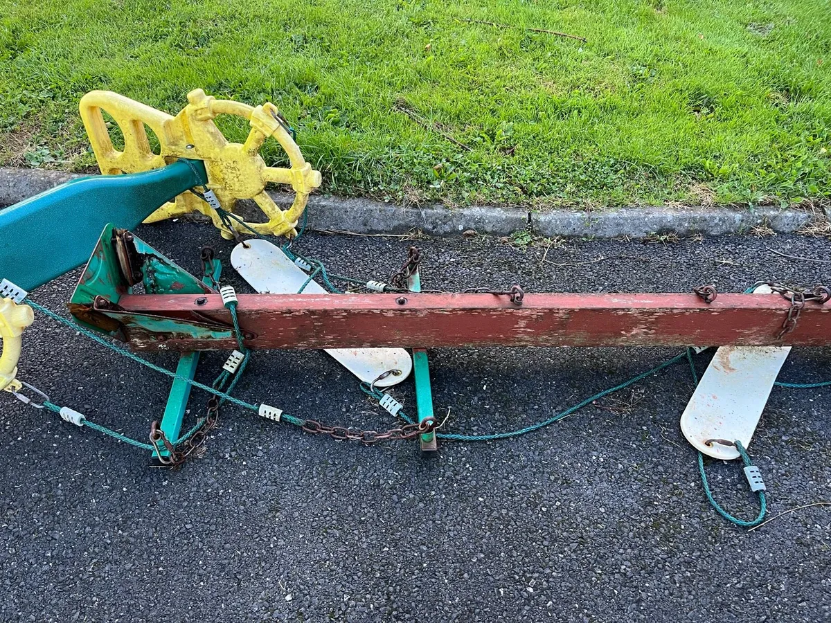 Swing - Image 1