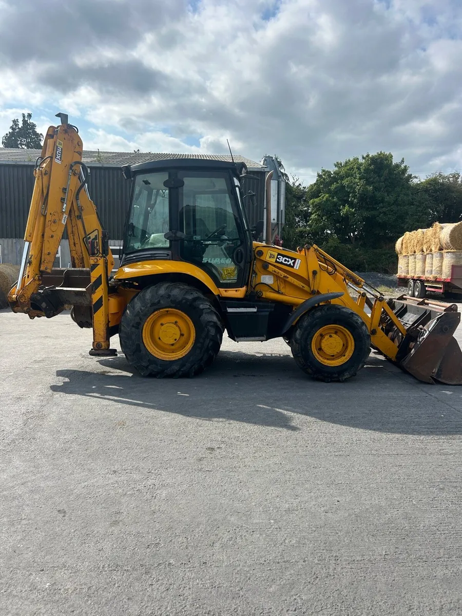 JCB 3cx Contractor - Image 3
