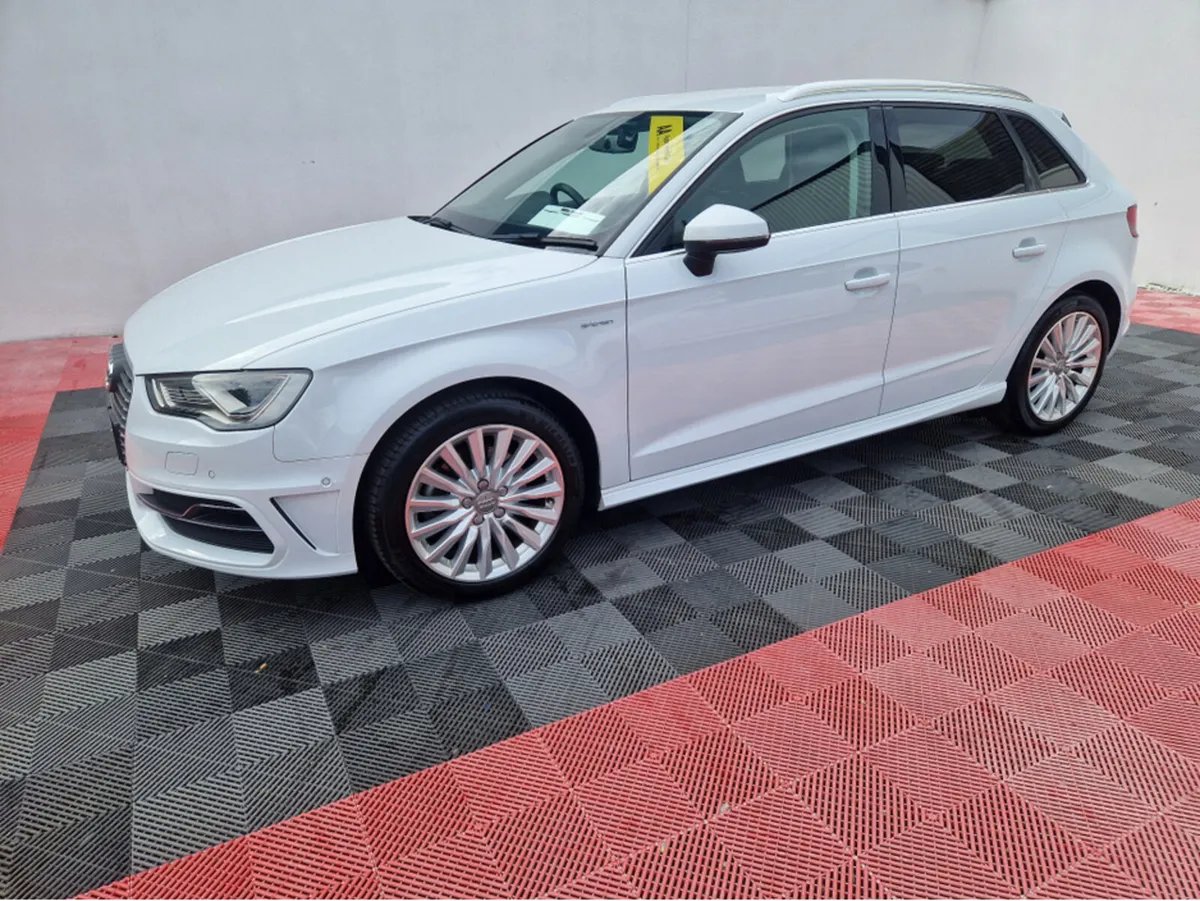 Audi A3 E-TRON HYBRID 1.4 PETROL, AUTOMATIC - Image 4