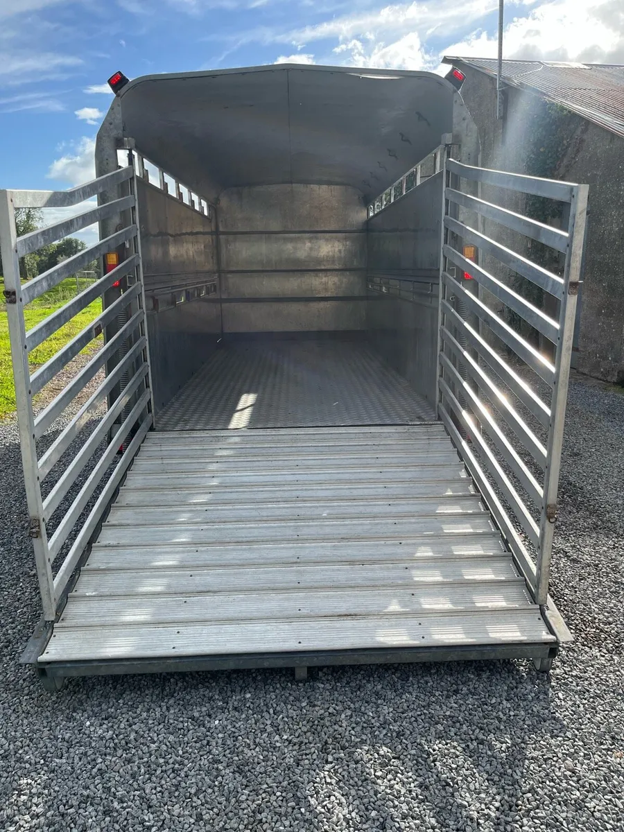 Cattle trailer - Image 4