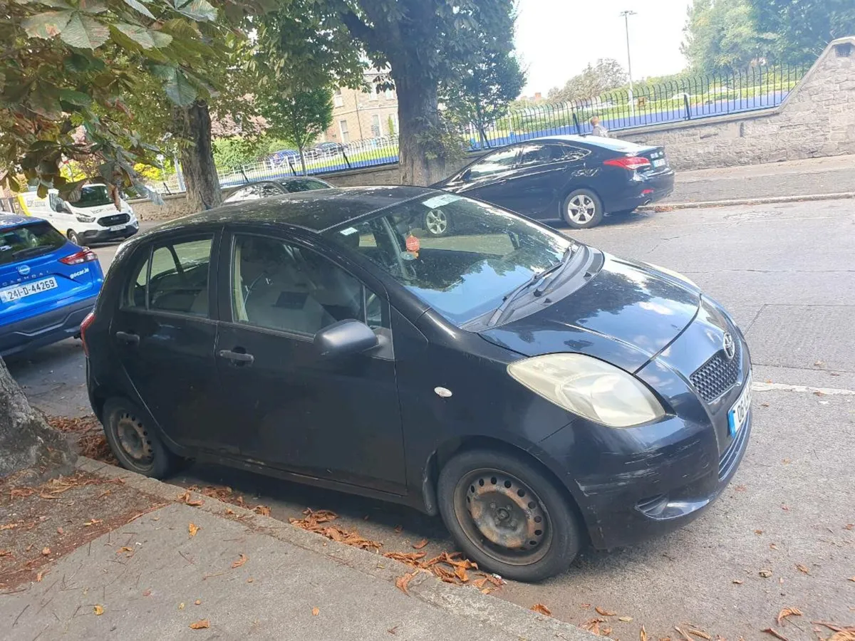 Toyota yaris 2006 - Image 4