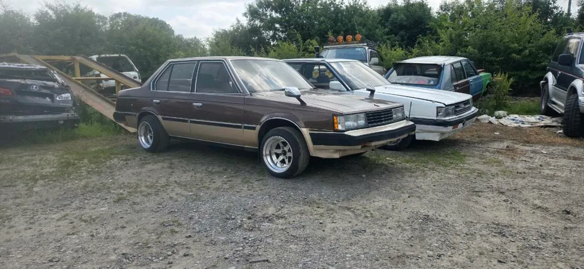 toyota corona 1982 - Image 1