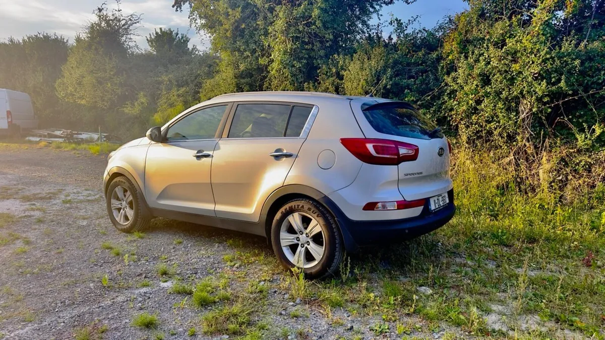 Kia Sportage 2011 - Image 4