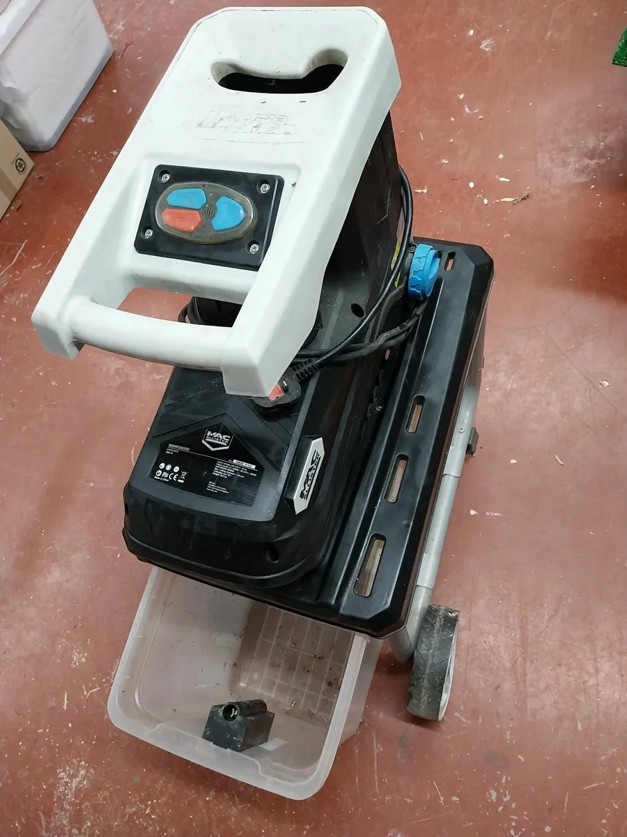 Garden shredder - Image 1
