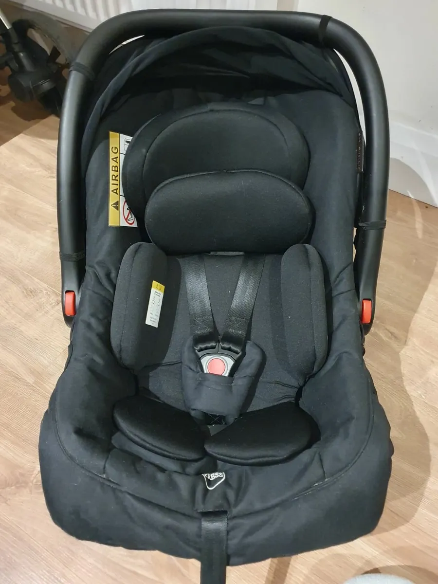 Pram travel system - Image 4