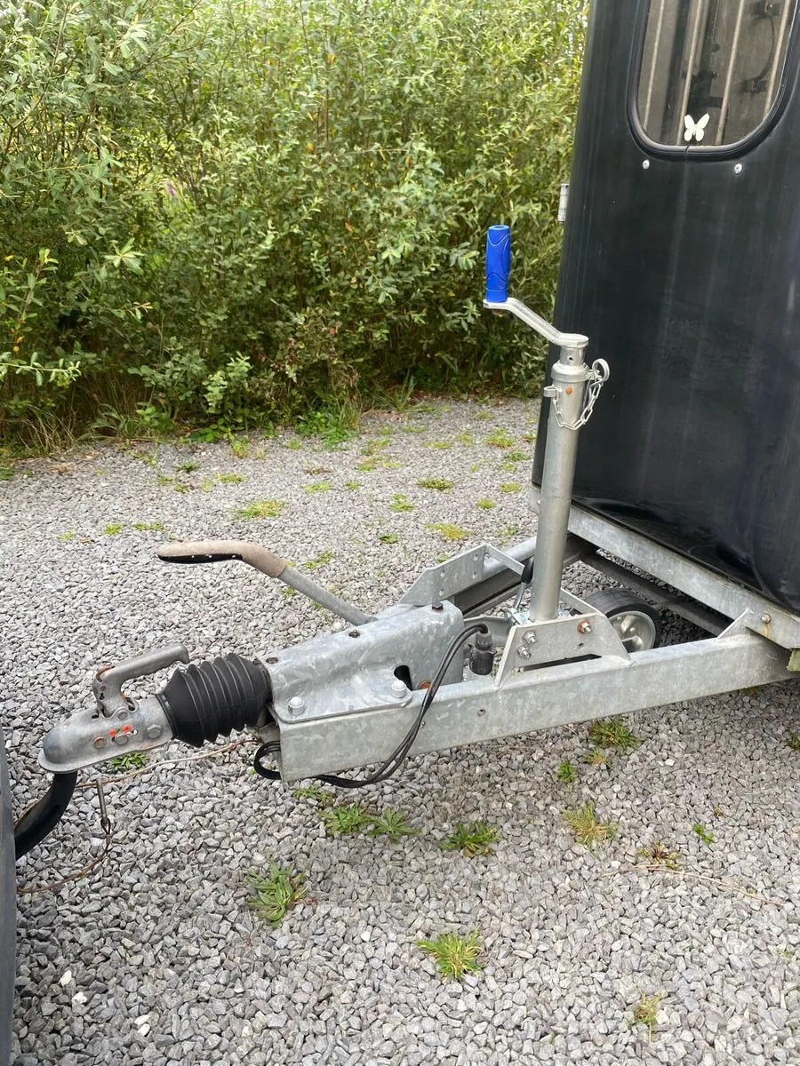 Cheville Liberte Pullman XL Horse Trailer - Image 3