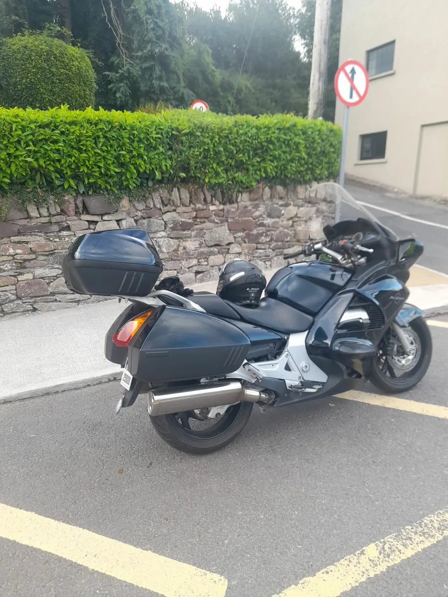 Honda pan european st 1300 - Image 4