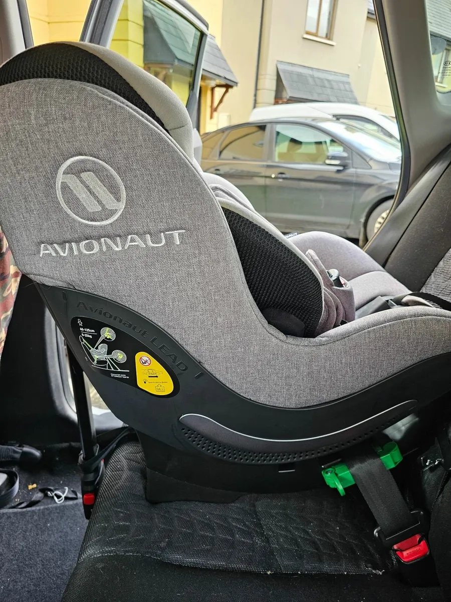 Car seat - Image 3