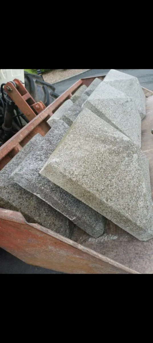 Pier tops